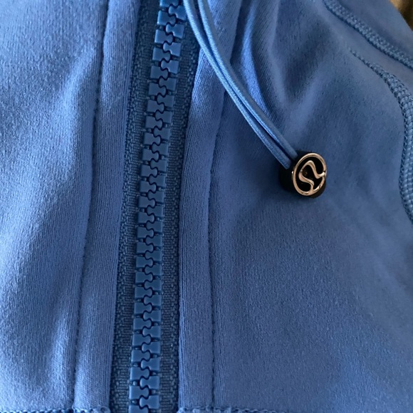 Lululemon Define Jacket * Blue Nile SIZE 6 - Picture 9 of 13